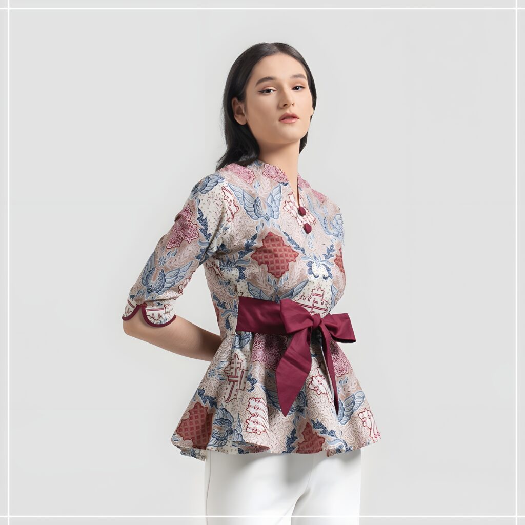 Batik Wanita Blouse Nayla Gilby