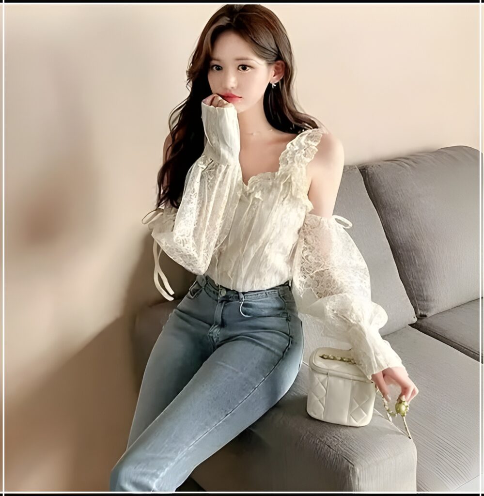 Atasan Yumi Lace Cold Shoulder - Premium Import
